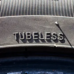 Tubeless Tyre. - Master
